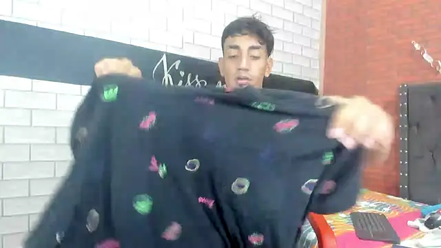 Snapshot of Sexvergon_26 chatting on November 8, 7:56 pm Sexvergon 26 online show from November 8, 7:56 pm