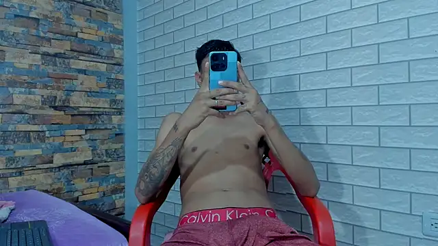 Snapshot of Sexvergon_26 chatting on November 14, 8:07 pm Sexvergon 26 online show from November 14, 8:07 pm