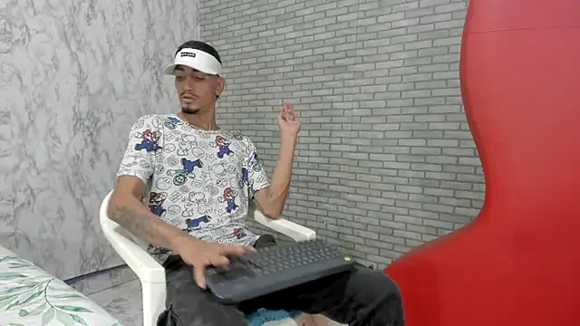 Snapshot of Sexvergon_26 chatting on November 30, 7:40 pm Sexvergon 26 online show from November 30, 7:40 pm