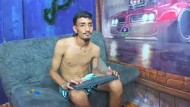 Snapshot of Sexvergon_26 chatting on February 19, 12:01 pm Sexvergon 26 online show from February 19, 12:01 pm