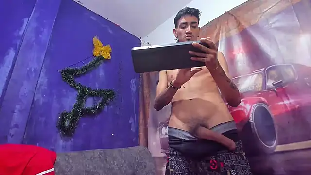 Snapshot of Sexvergon_26 chatting on February 28, 1:56 pm Sexvergon 26 online show from February 28, 1:56 pm