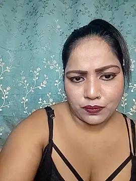 Snapshot of hornypriya696 chatting on November 4, 6:51 pm hornypriya696 online show from November 4, 6:51 pm