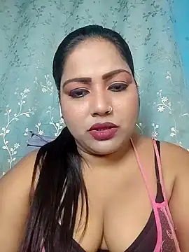 Snapshot of hornypriya696 chatting on November 16, 6:24 pm hornypriya696 online show from November 16, 6:24 pm