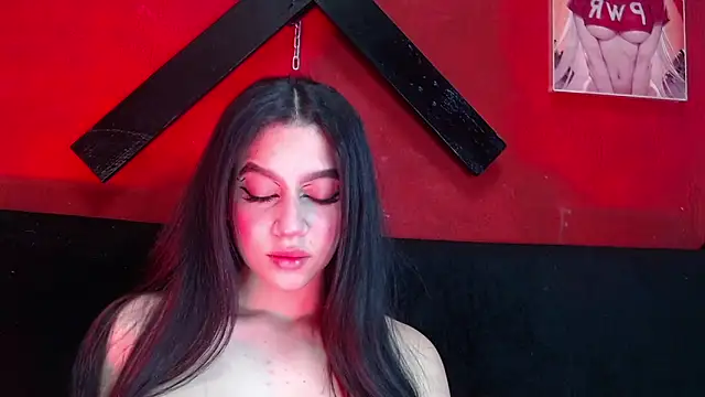 Megan Luxe online show from November 21, 12:10 am