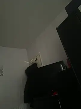 Naughtyguy737 online show from July 21, 9:33 am