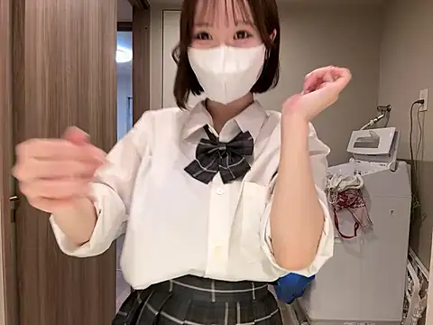 nano-da-u online show from May 21, 2:57 pm