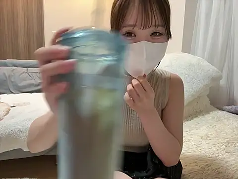 nano-da-u online show from July 8, 6:23 pm
