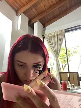 Paulina-Wells online show from November 6, 9:15 pm