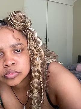 XXXquisiteVixen online show from November 12, 8:59 am