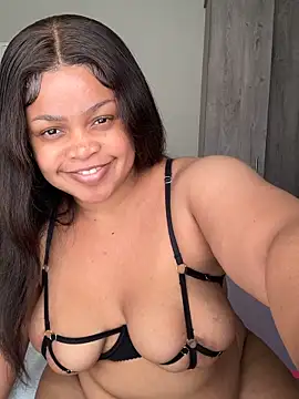 XXXquisiteVixen online show from May 16, 1:32 pm