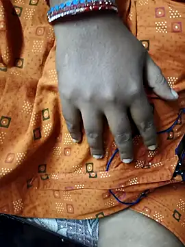 Snapshot of TAMIL_ELAKKIYA chatting on September 24, 11:57 am TAMIL ELAKKIYA online show from September 24, 11:57 am