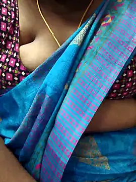 Snapshot of TAMIL_ELAKKIYA chatting on October 7, 3:42 pm TAMIL ELAKKIYA online show from October 7, 3:42 pm