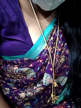 Snapshot of TAMIL_ELAKKIYA chatting on November 25, 8:58 am TAMIL ELAKKIYA online show from November 25, 8:58 am