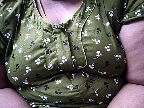 TAMIL ELAKKIYA online show from February 1, 10:41 pm