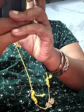 TAMIL ELAKKIYA online show from February 25, 1:32 pm