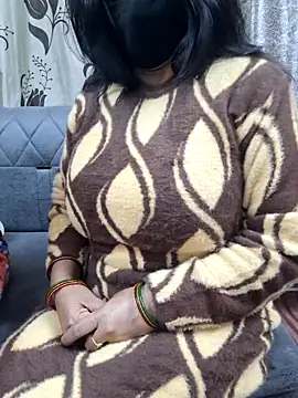 Snapshot of Delhi_Couple_BlowjobFuck chatting on December 4, 4:48 pm Delhi Couple BlowjobFuck online show from December 4, 4:48 pm