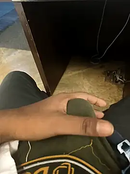 hotboy43339 online show from October 20, 2:45 am