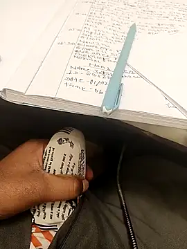 hotboy43339 online show from February 5, 3:00 am