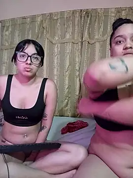 Snapshot of Sweet_Dirty_Baby chatting on September 29, 1:55 am Sweet Dirty Baby online show from September 29, 1:55 am