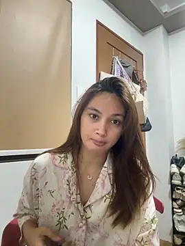 LanySylvia online show from November 3, 2:07 pm