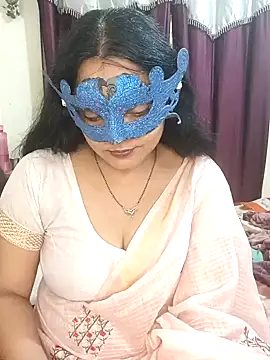 MEERAcle online show from February 26, 4:00 am