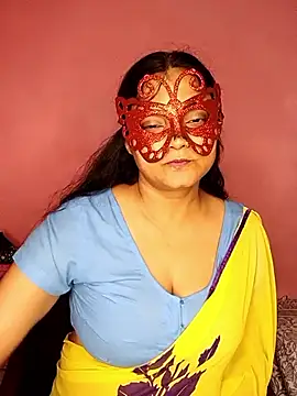 Snapshot of MEERAcle chatting on May 2, 4:34 pm MEERAcle online show from May 2, 4:34 pm