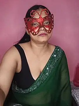Snapshot of MEERAcle chatting on May 21, 11:12 pm MEERAcle online show from May 21, 11:12 pm