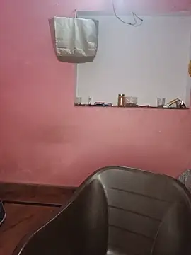 Snapshot of MEERAcle chatting on May 25, 2:56 pm MEERAcle online show from May 25, 2:56 pm