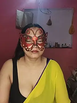Snapshot of MEERAcle chatting on July 7, 3:42 am MEERAcle online show from July 7, 3:42 am