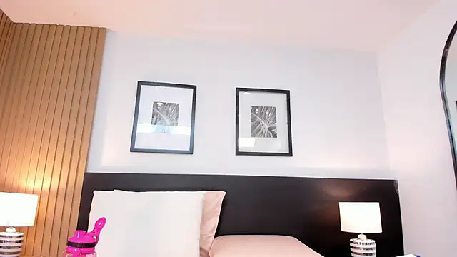 catalina jolie online show from October 9, 3:54 pm