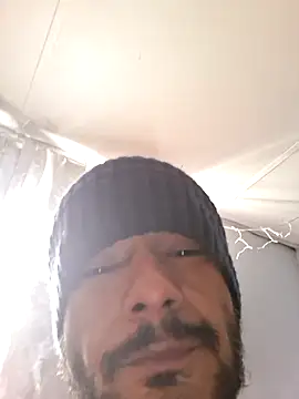 MassedParidae online show from February 26, 4:50 pm