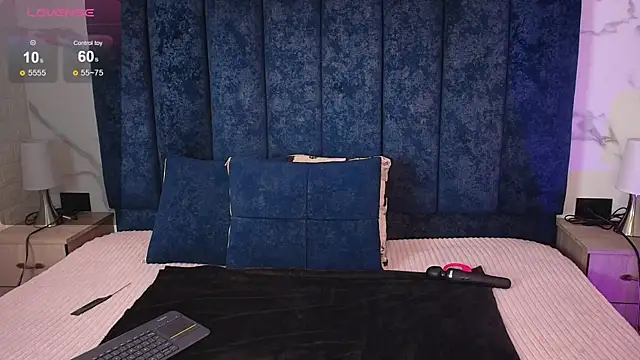 Snapshot of railey_rosse_ chatting on September 19, 4:40 pm railey rosse  online show from September 19, 4:40 pm