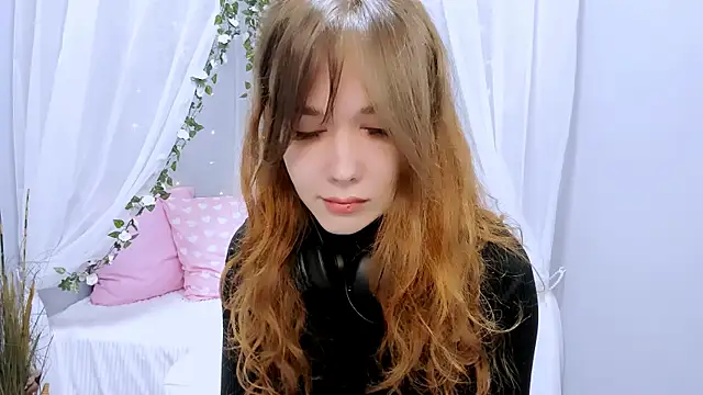 Snapshot of Anabel_Montereau chatting on December 19, 2:02 pm Anabel Montereau online show from December 19, 2:02 pm