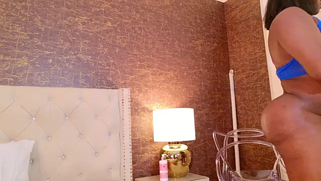 kaylie mitchel online show from March 8, 2:04 am