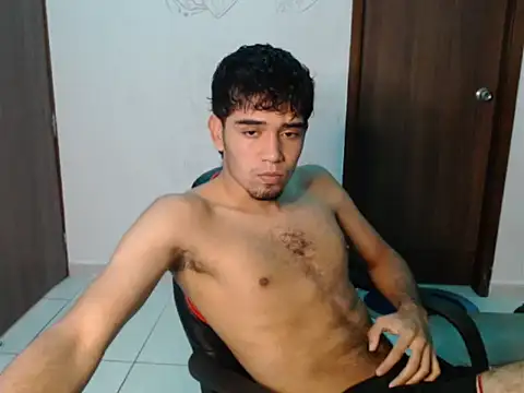 Snapshot of stiven_126_ chatting on November 4, 8:19 pm stiven 126 online show from November 4, 8:19 pm