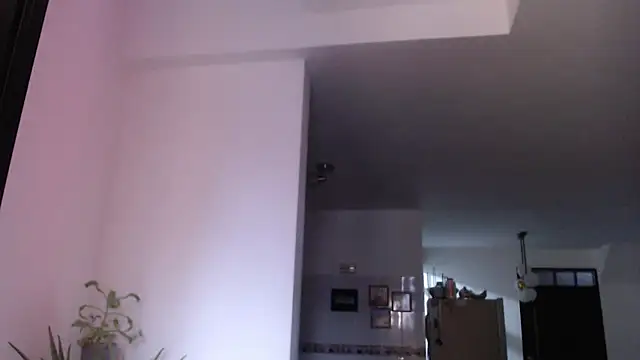 Snapshot of lucyymaximo chatting on June 3, 11:46 am lucyymaximo online show from June 3, 11:46 am