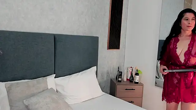 ShanelEvans online show from November 12, 7:13 pm