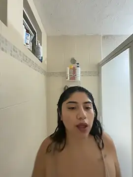 Snapshot of Mia_170310 chatting on November 8, 3:07 am Mia 170310 online show from November 8, 3:07 am