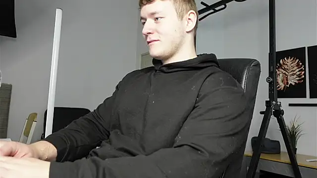 Richard Dullas online show from November 11, 11:21 am