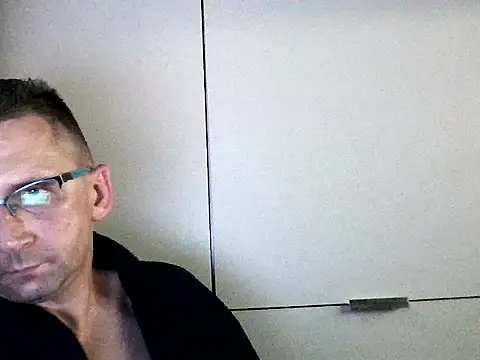 Snapshot of bajka760 chatting on September 12, 4:23 am bajka760 online show from September 12, 4:23 am