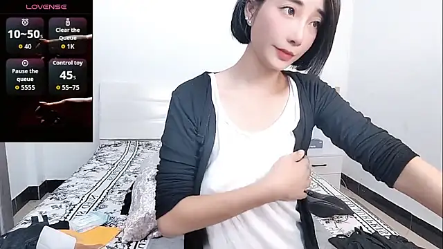 YIWA-2000 online show from November 2, 5:21 am