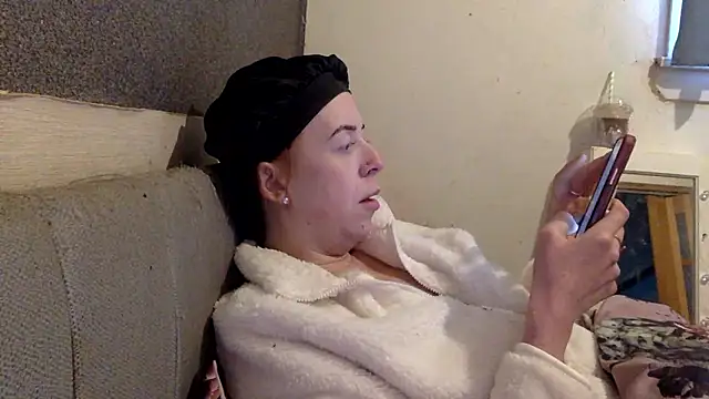 Bellababexox online show from January 6, 11:25 am