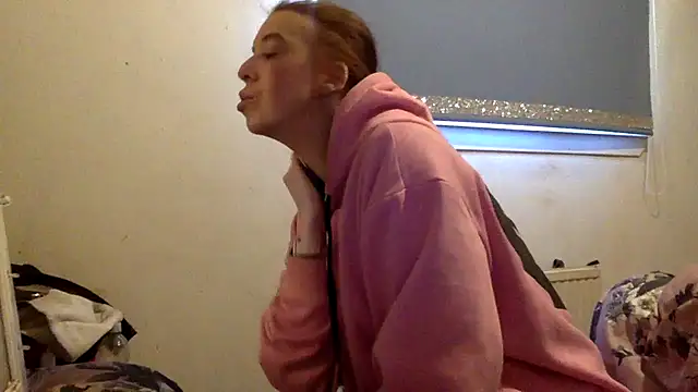 Bellababexox online show from February 17, 11:50 am