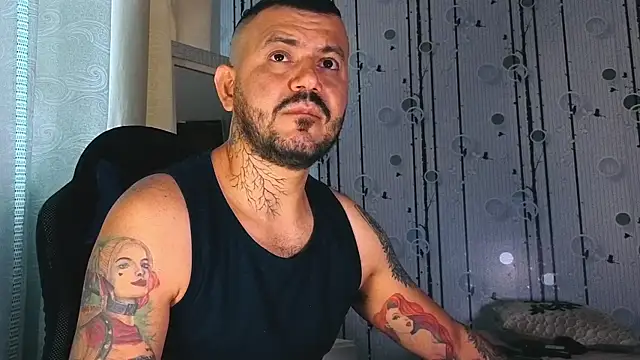 AlphaDrip online show from November 8, 12:05 pm