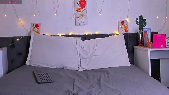 AmaraMoon  online show from November 9, 12:47 pm