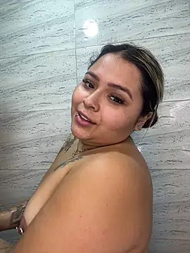 ashley-swift- online show from February 8, 2:31 pm