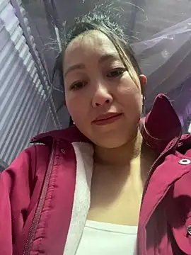 Huong-Ly online show from February 3, 2:10 am