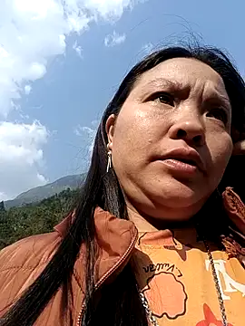 MuiNay online show from February 7, 2:37 am