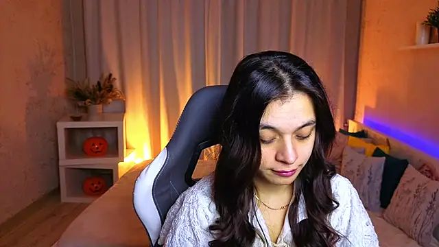 Snapshot of Leila_Hefner chatting on November 15, 2:53 am Leila Hefner online show from November 15, 2:53 am