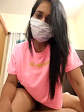 Curvyqueenz online show from September 18, 6:10 pm